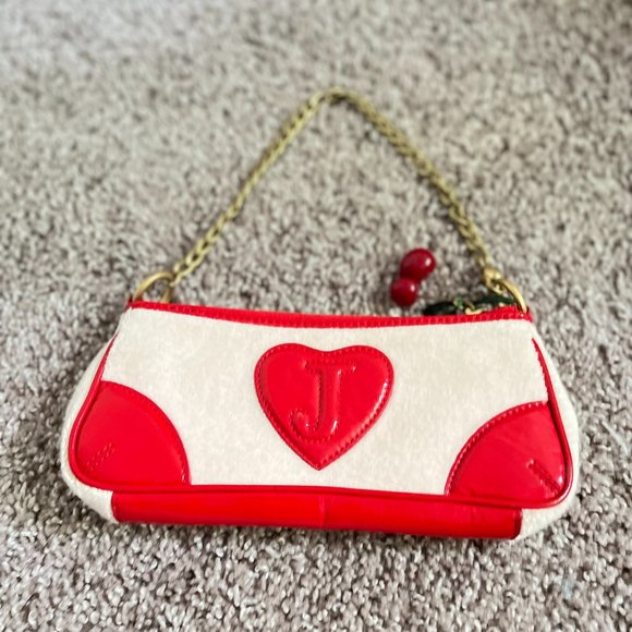 SOLD 🚫 Juicy Couture: White Cherry Baguette Bag - Picture 4 of 8